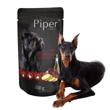 Pies pilnuje saszetki z karmą Piper wątroba wołowa i ziemniaki